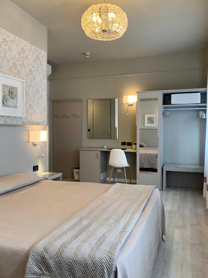 Hotel La Pace San Mauro Torinese Extérieur photo