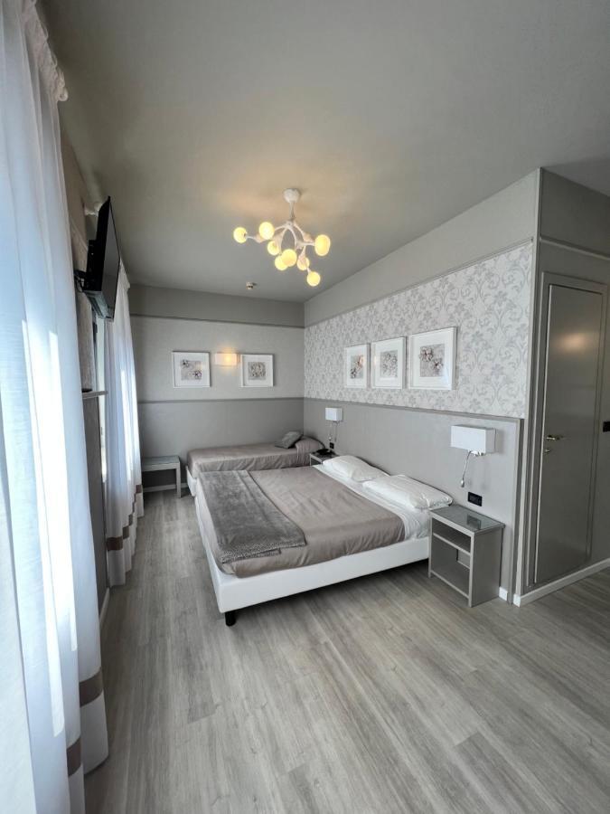 Hotel La Pace San Mauro Torinese Extérieur photo