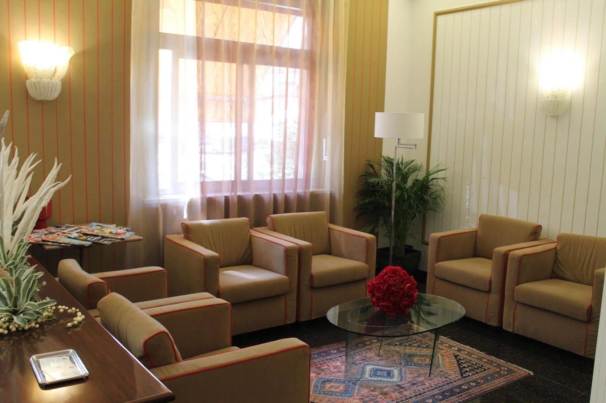 Hotel La Pace San Mauro Torinese Extérieur photo
