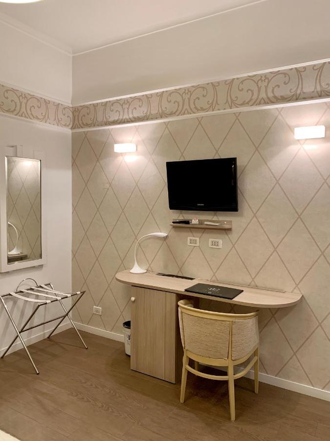 Hotel La Pace San Mauro Torinese Extérieur photo